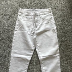 Celebrity Pink White high Rosa ankle skinny jeans. Size 27.